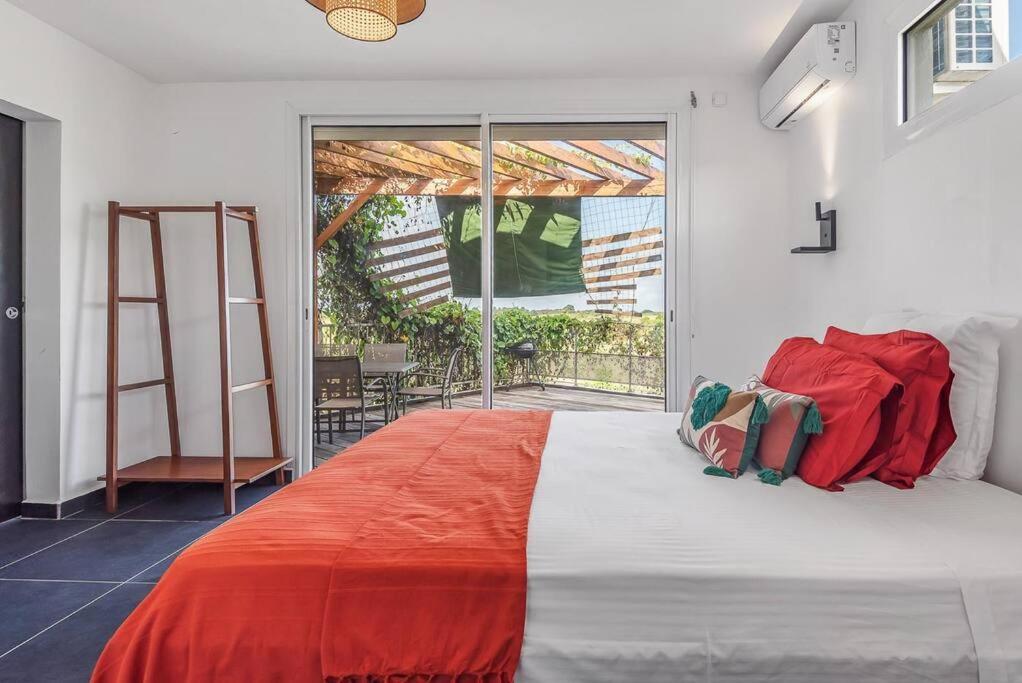 T3 Lumineux Avec Vue Exceptionnelle Et Piscine Oasis De Nature Et Serenite Petit-Canal Eksteriør bilde